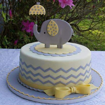 Picture of Baby Elephant Cake 1