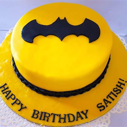 Picture of Batman Theme Cake 1